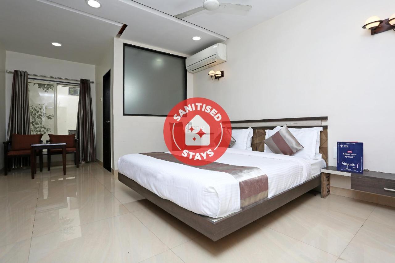 Townhouse Oak Hotel The Sudesh Raipur  Ngoại thất bức ảnh