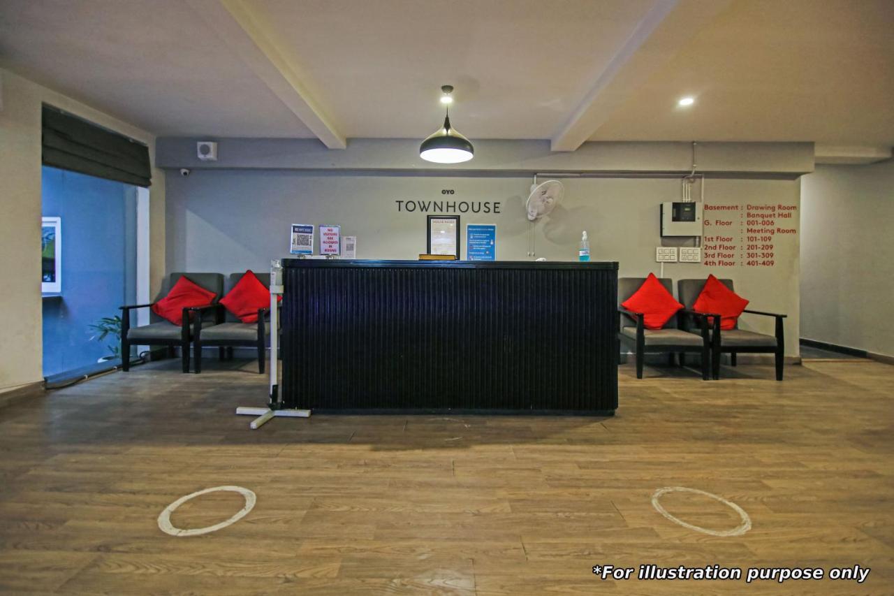 Townhouse Oak Hotel The Sudesh Raipur  Ngoại thất bức ảnh