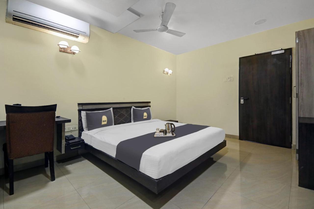 Townhouse Oak Hotel The Sudesh Raipur  Ngoại thất bức ảnh