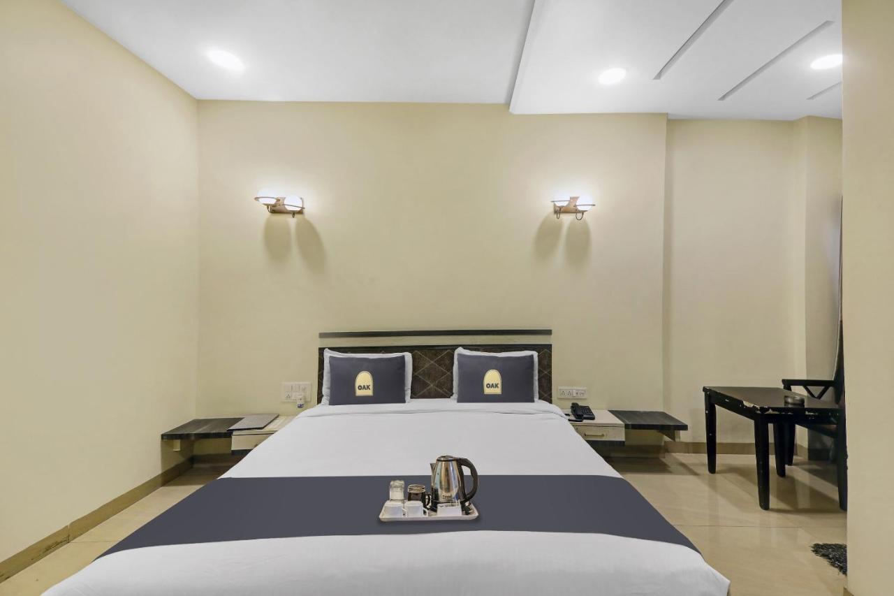 Townhouse Oak Hotel The Sudesh Raipur  Ngoại thất bức ảnh